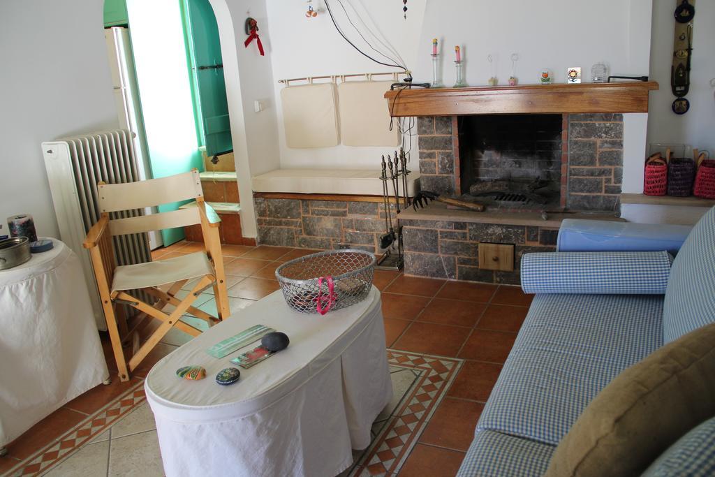 הוילה Vrontádos Chios Stone House מראה חיצוני תמונה