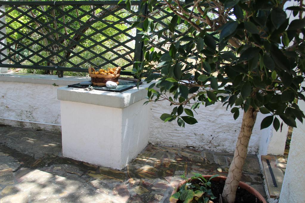 הוילה Vrontádos Chios Stone House מראה חיצוני תמונה