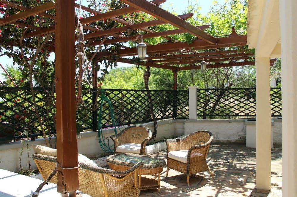 הוילה Vrontádos Chios Stone House מראה חיצוני תמונה